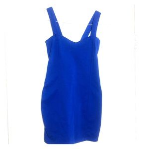 Mini cocktail dress; detail on the back